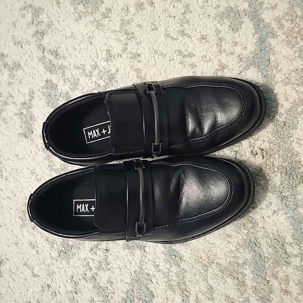 Boys size 13 Max + Jake black dress shoes